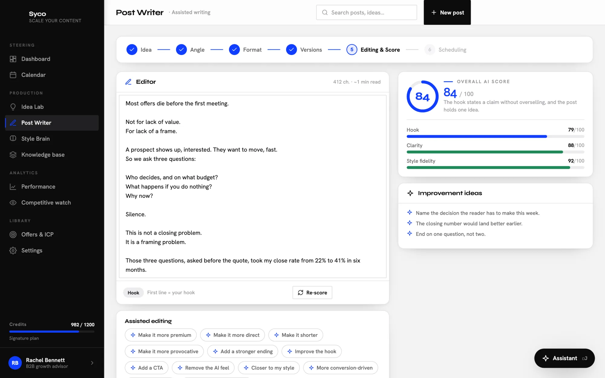 Syco Post Writer screen: editing, AI score and improvement ideas